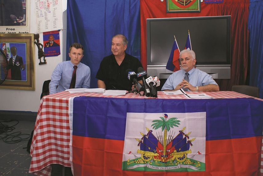 Organizadores invitaron a la comunidad para que asistan al evento (FRANK DíAZ DONIKIáN)