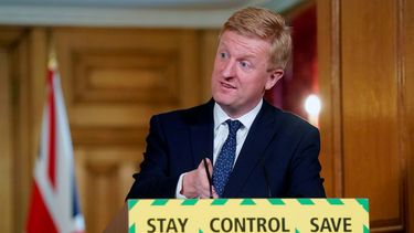 El ministro brit&aacute;nico de Tecnolog&iacute;as Digitales, Cultura, Medios y Deportes, Oliver Dowden, ofrece una conferencia de prensa sobre el COVID-19 en Londres, el s&aacute;bado 30 de mayo de 2020.