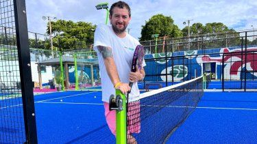 Andrés Contreras comenzó su carrera en el pádel a los 14 años y a los 18 ya era capitán de la selección chilena femenina.
