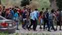 Migrantes caminan hacia la frontera con Estados Unidos en Choloma, Honduras el 14 de enero del 2021. Migrantes caminan hacia la frontera con Estados Unidos en Choloma, Honduras el 14 de enero del 2021.