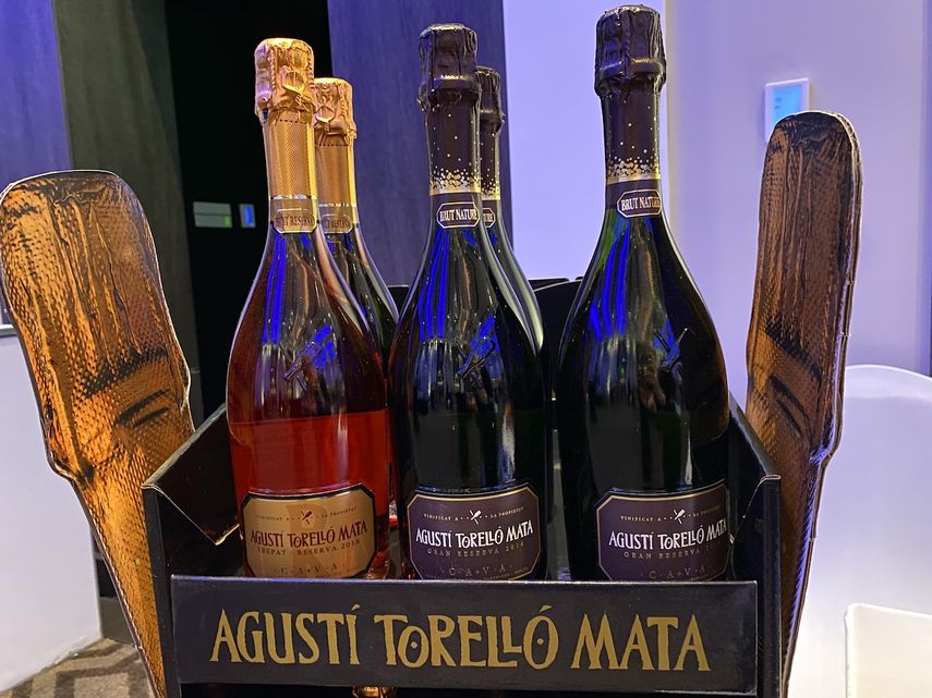 Botellas de cava Agustí Torelló Mata en el Festival Sparkle 41, en Miami.&nbsp;