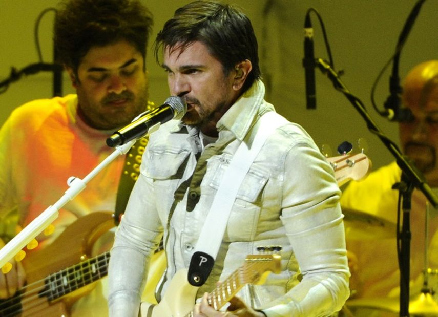 Juanes durante su presentación en la 15 entrega de los Latin Grammy, 2014. (AP). 