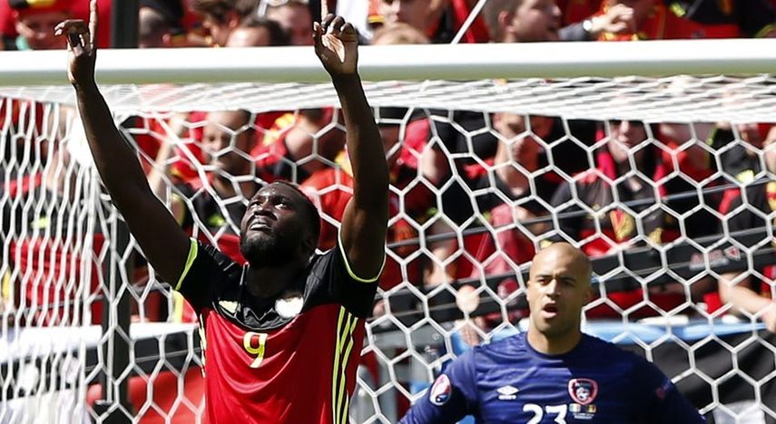 Lukaku guió la victoria belga con doblete. (EFE)