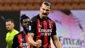 Zlatan Ibrahimovic - Jugador del AC Milan - celebra tras haber anotado un gol en un juego de la Serie A Zlatan Ibrahimovic - Jugador del AC Milan - celebra tras haber anotado un gol en un juego de la Serie A