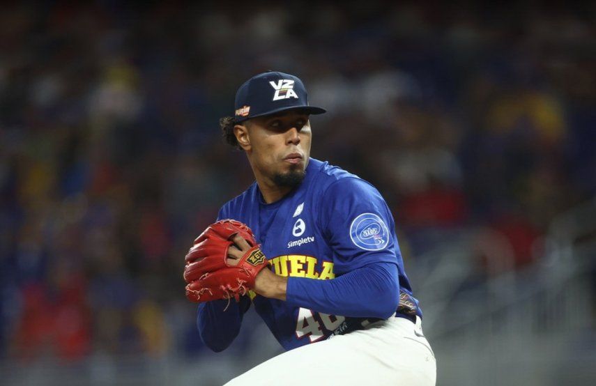 El lanzador venezolano Ricardo Pinto, quien fue MVP en la final de la Liga Venezolana de Béisbol Profesional y la Serie del Caribe, consigue contrato de ligas menores con los Filis de Filadelfia en la MLB