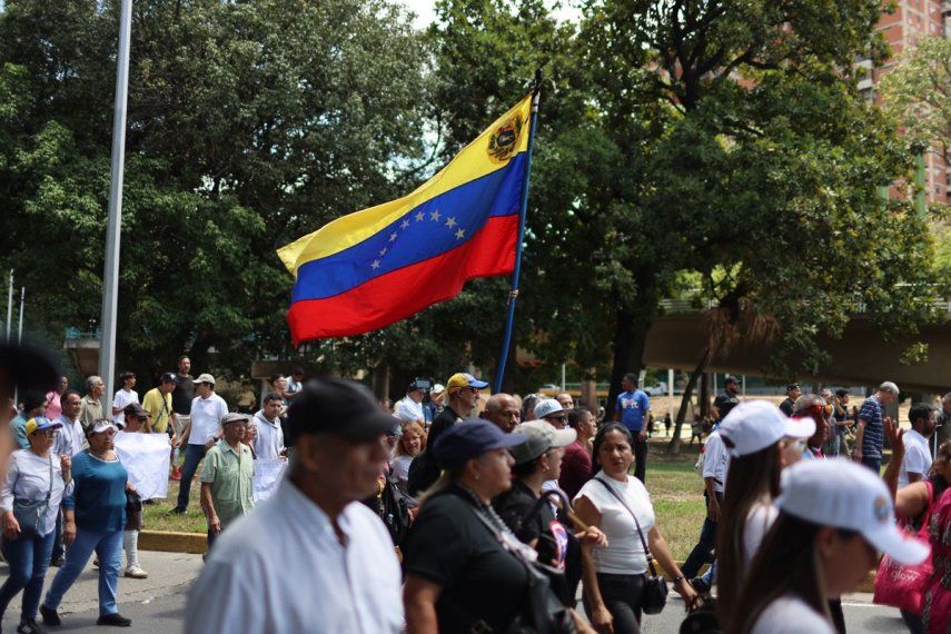 Sindicalistas y trabajadores pidieron ue el nuevo proceso de diálogo entre el chavismo y la oposición incluya la precaria situación económica de los venezolanos.&nbsp;&nbsp;