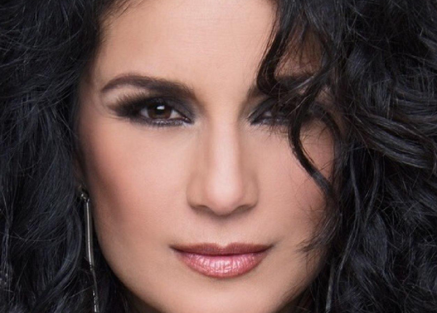 La cantante Karina rechazó la detención del alcalde metropolitano. (Fotos: Twitter)