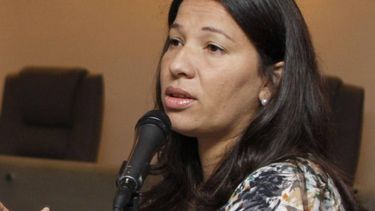 La representante del CNE no se atrevió a precisar si las elecciones del Parlamento, los Consejos Legislativos y las Cámaras Municipales se harán este año.