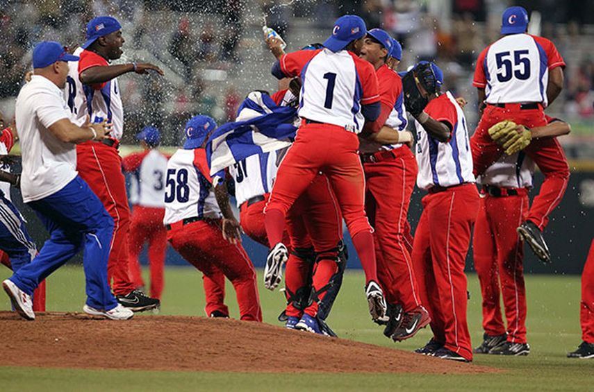 Cuba inició una gran celebración luego de conquistar el torneo regional después de 55 años. (AP)