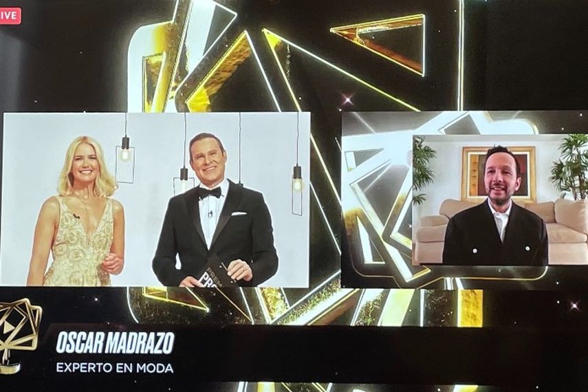 El evento fue conducido en español, la lengua que une tanto a organizadores como a nominados, por la modelo Valeria Mazza y Alan Tacher