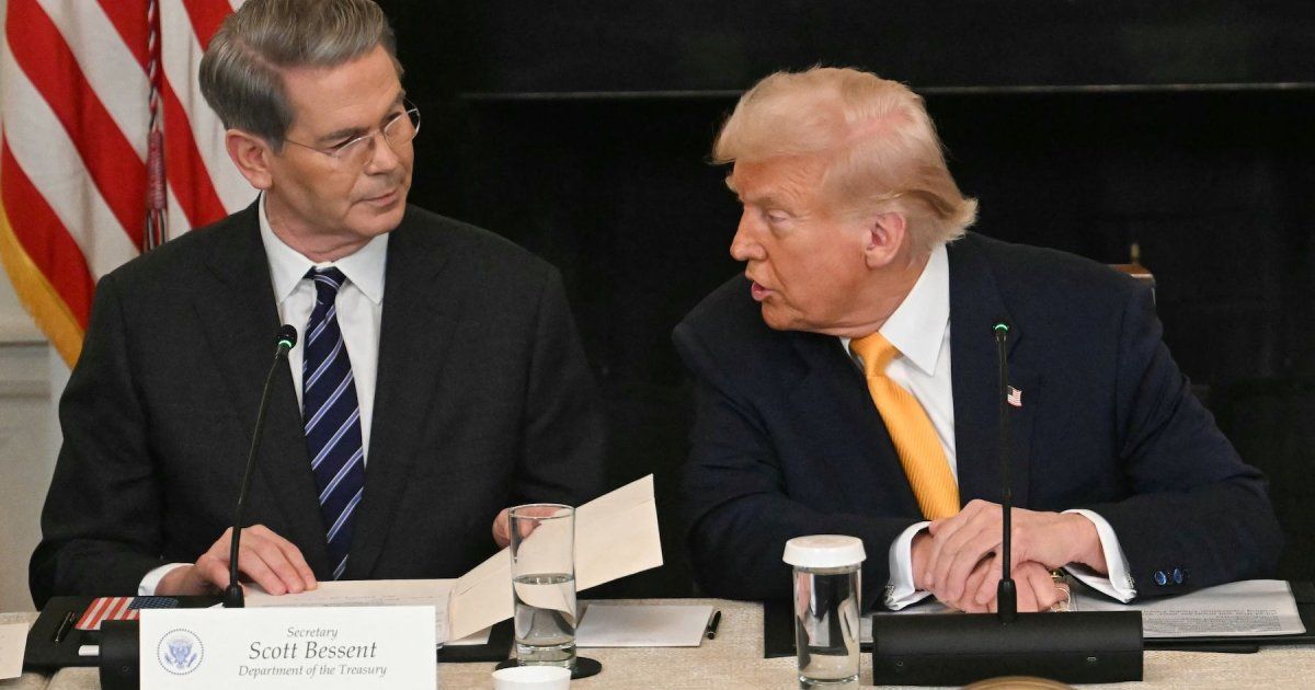 Secretario del Tesoro de EEUU “optimista” sobre negociaciones comerciales con China