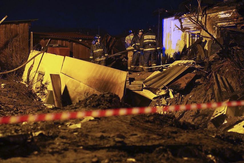 El lugar donde se estrelló un avión en Irkutsk, Rusia, el 23 de octubre del 2022. .
