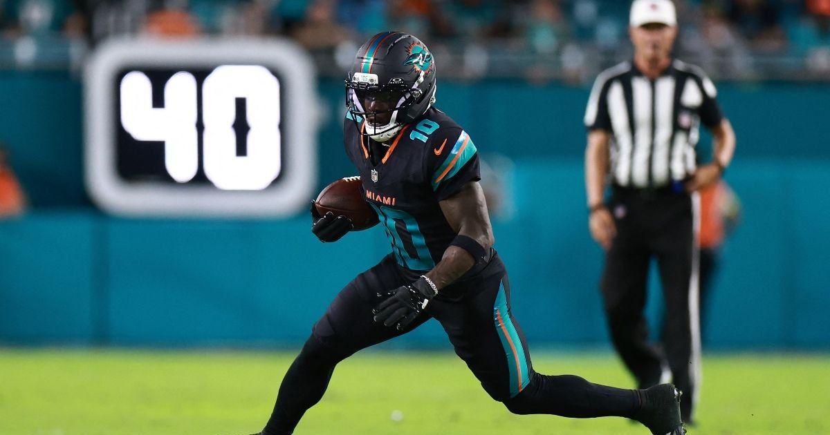 Dolphins ganan su primer partido de la temporada, pero pierden a importante jugador