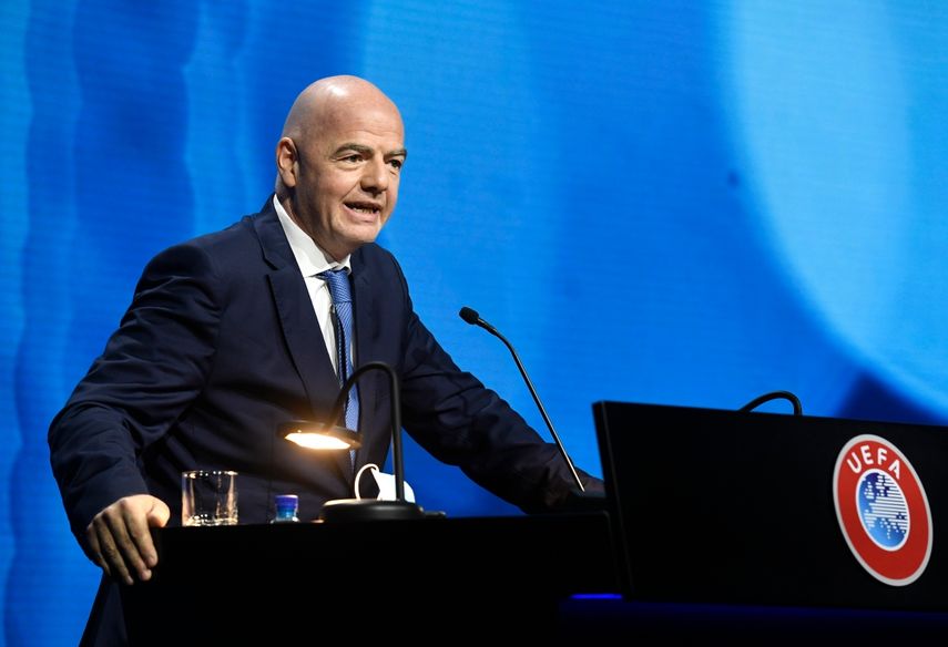 En foto del 20 de abril del 2021, el presidente de la FIFA Gianni Infantino durante el congreso de la UEFA en Montreux, Suiza