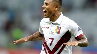 Darwin Machís adelantó a los llaneros a los 75 segundos del juego y agregó otro tanto en el minuto 55.