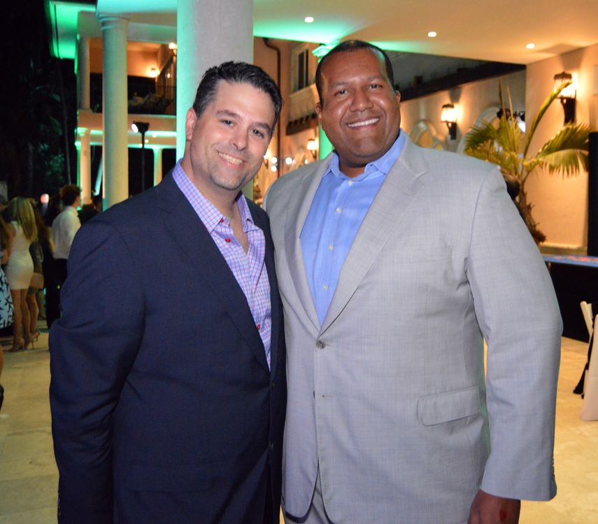 José Antonio Hernández Solaun y Jaret Davis