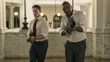 John Cena e Idris Elba se embarcan en una aventura llena de acción, conspiraciones y risas.