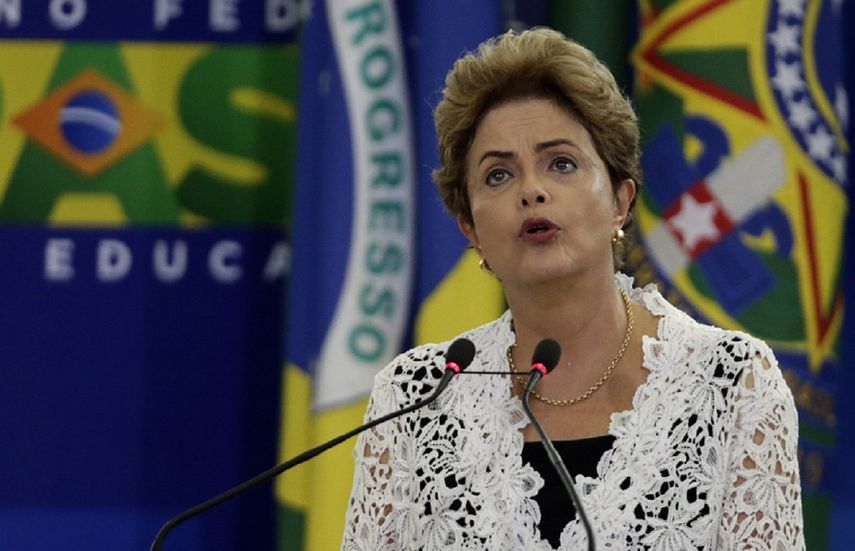 La presidenta de Brasil Dilma Rousseff podría estar a las puertas de un juicio político en su contra. (EFE)