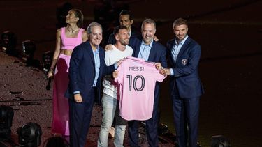 Jorge Mas, Lionel Messi, Chris Henderson y David Beckham, la noche del domingo en Fort Lauderdale. 