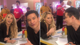 Elizabeth Berkley interpretará de nuevo a Jessie Spano y Mario López a A.C. Slater en el reboot de Salvado por la campana, de Peacock.&nbsp;