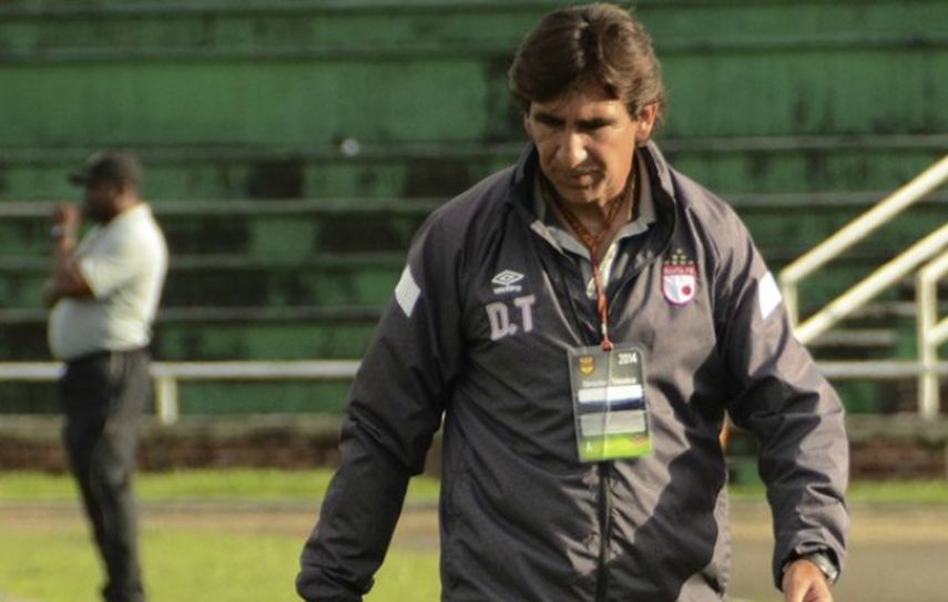 El técnico argentino Gustavo Costas está a punto de llevar al título al Santa Fe. (ARCHIVO)