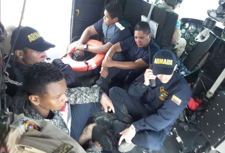 La Armada destacó que los marineros están a salvo gracias al entrenamiento y la correcta aplicación de los protocolos establecidos para esta clase de emergencia, aunque no informó el número de rescatados.