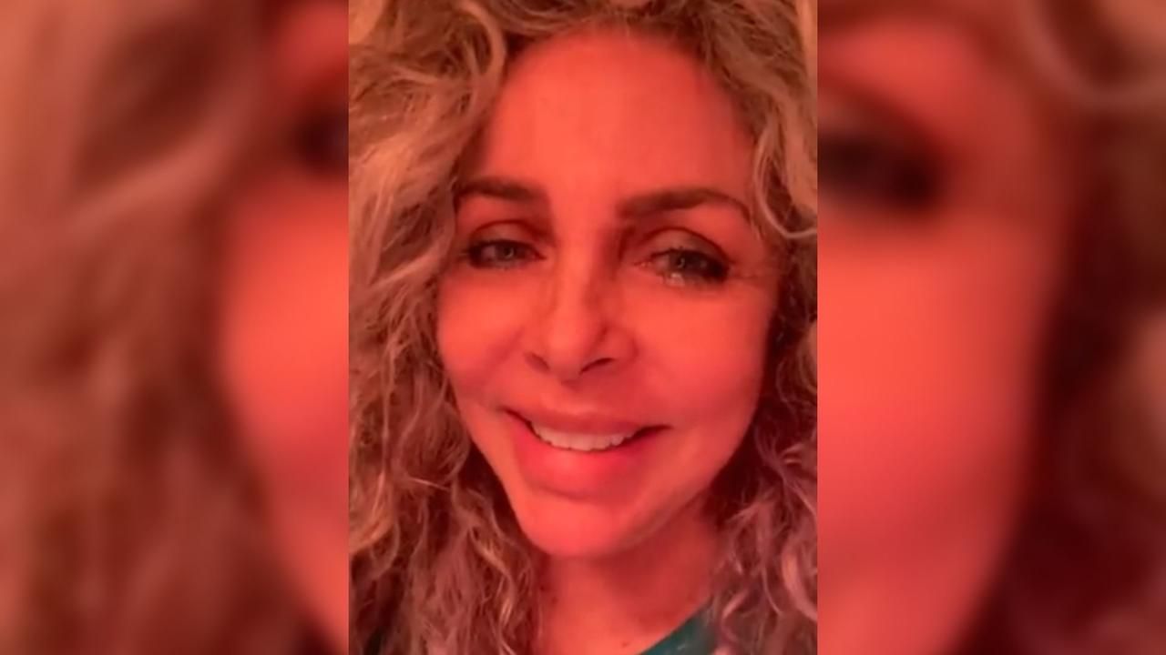 La actriz y cantante mexicana Verónica Castro La actriz y cantante mexicana Verónica Castro