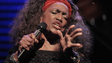 La cantante estadounidense de &oacute;pera Jessye Norman durante una presentaci&oacute;n en el sal&oacute;n Stravinski Hall en el 44 Festival de Jazz de Montreux, Suiza.