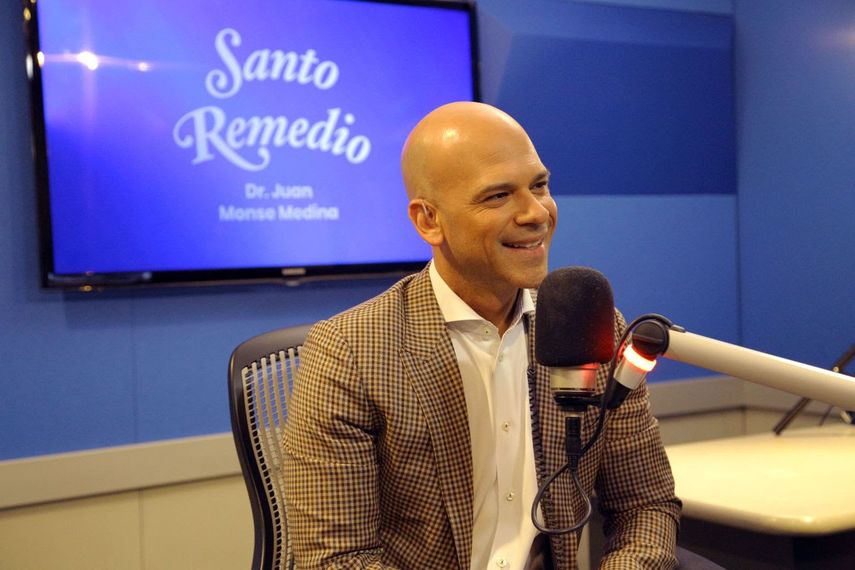 El Dr. Juan Rivera estrena su podcast de bienestar, Santo remedio.