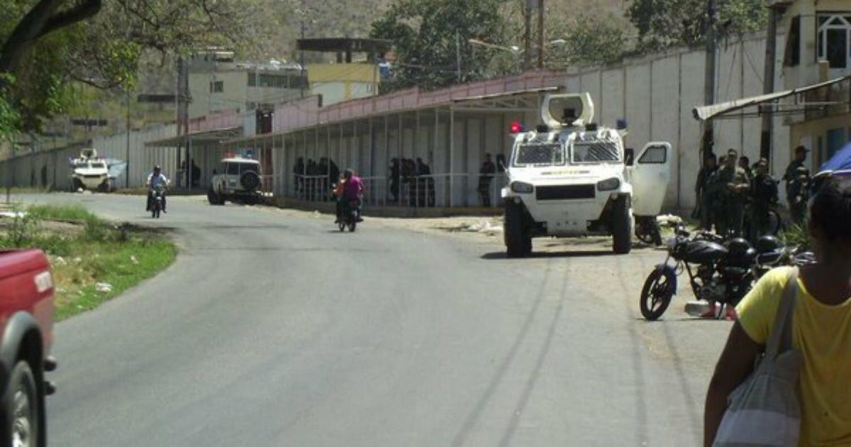 Agentes de Maduro imponen duros castigos y prostitución forzada a presos políticos con impunidad
