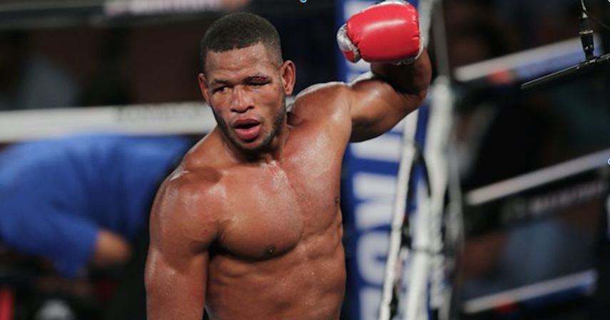 El cubano, Barrera, tiene récord de 18-1 con 13 victorias por la vía del KO.