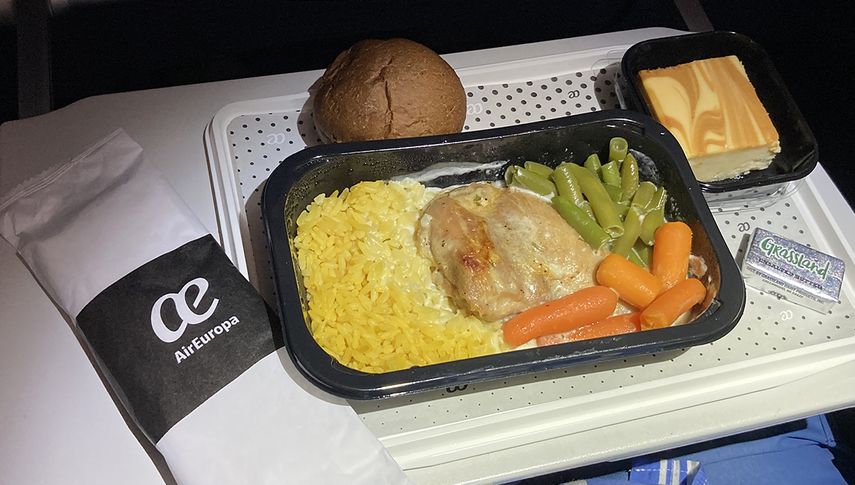Cena vuelo Miami-Madrid, Air Europa, avión 787.