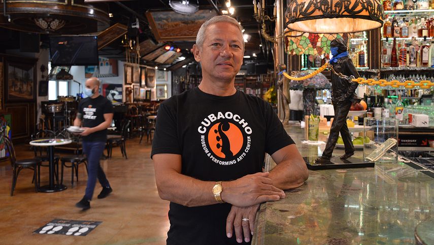 Roberto Ramos, propietario de CubaOcho.