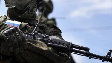 Un militar ruso en Kursk.