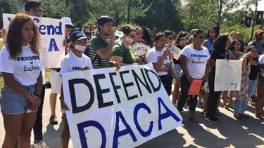 Activistas reclaman una solución que ofrezca una vía para la ciudadanía a estos jóvenes indocumentados.
