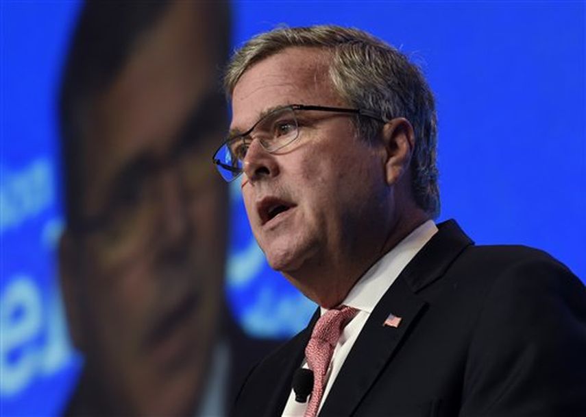 El exgobernador de Florida Jeb Bush renuncia a su cargo en el consejo de administración de una empresa de educación por internet, Academic Partnerships, para concentrarse en la preparación de su candidatura republicana a las elecciones presidenciales d