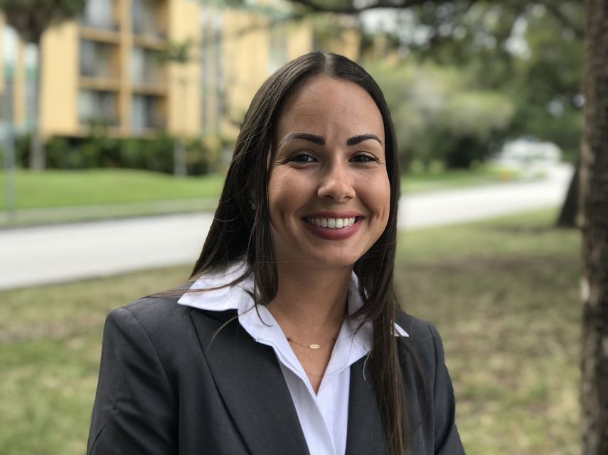 Jackie García-Roves futura alcaldesa de Hialeah . Jackie García-Roves futura alcaldesa de Hialeah .