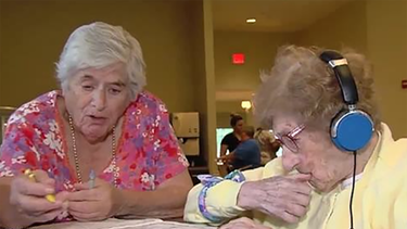 La propia Joanne, con los ojos llenos de lágrimas, contó ante las cámaras que supo que había sido adoptada cuando cumplió 16 años.