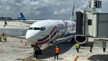Primer vuelo de Arajet lega a Miami, 11 de abril de 2025.