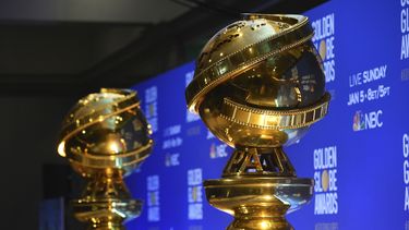 En esta foto del 9 de diciembre del 2019, réplicas de los Globos de Oro durante el anuncio de los nominados a la 77 edición anual de estos premios en Beverly Hills, California.