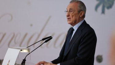 El presidente del Real Madrid, Florentino Pérez, habla durante una conferencia de prensa en las afueras de Madrid, el 20 de diciembre de 2024.