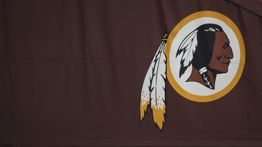 El equipo de los Washington Redskins fue fundado en 1932 como los Boston Braves y tomó el nombre actual en 1933 antes de mudarse a la capital de EEUU