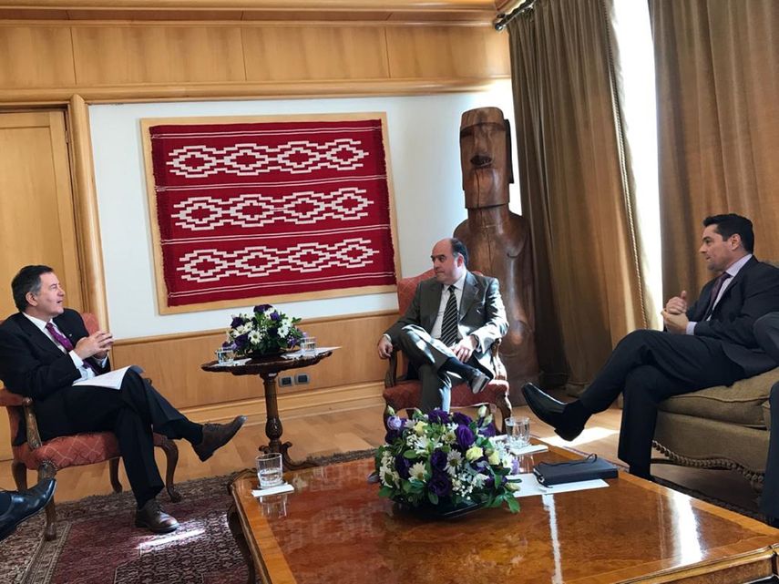 Borges y Vecchio explicaron al diplomático que dentro de las acciones del nuevo grupo opositor Frente Amplio Internacional resalta lograr unas condiciones que permitan unas elecciones limpias