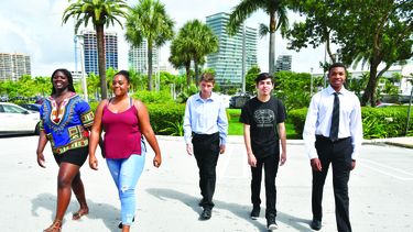 Terreneisha Flourny, Abigail Ruiz, Christopher Bellina, Joel Díaz y Stephen Kinchen forman parte del grupo de escolares seleccionados&nbsp;