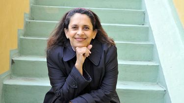 En esta foto de archivo tomada el 27 de febrero de 2008, la cantante brasileña Gal Costa posa durante una conferencia de prensa en el Teatro Ariston de Sanremo durante el 58 Festival de Música Italiano. Un área de la playa de Ipanema, frecuentada en los años 70 por la artista, fue reconocida como Patrimonio Inmaterial de Río de Janeiro.