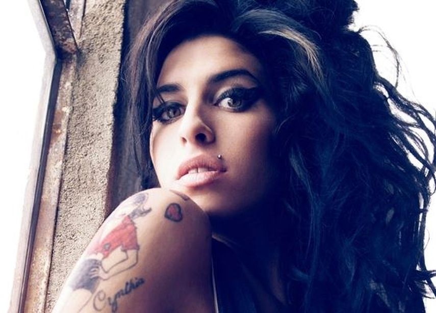 Amy Winehouse nunca se planteó el éxito como objetivo. Confesó tus temores y ambiciones. Más de una vez mencionó su inmadurez y su miedo a cómo lidiar con la fama que ya había alcanzado. (Facebook)