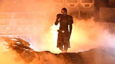 El rapero estadounidense Travis Scott actúa en el escenario durante la 66ª Entrega Anual de los Premios Grammy en el Crypto.com Arena de Los Ángeles el 4 de febrero de 2024.    