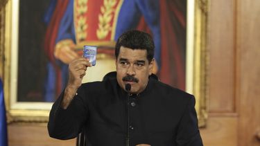 Maduro insiste en convocar una Asamblea Nacional Constituyente fuera de los lineamientos constitucionales.