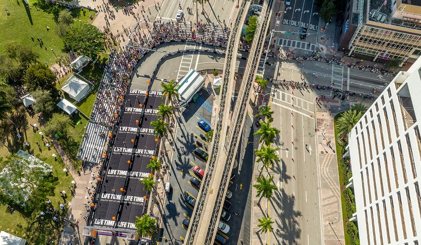 Otra imagen, a vista de pájaro, Miami Marathon 2022.