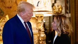 La primera ministra Italiana, Giorgia Meloni, y el presidente electo Donald Trump en Mar-a-Lago&nbsp;